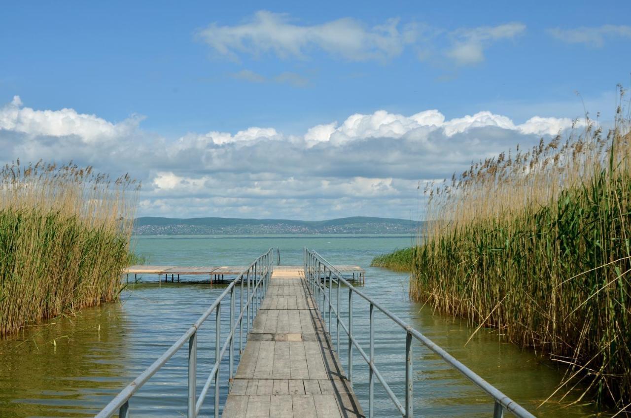 Pearl Home Balatonboglár Εξωτερικό φωτογραφία