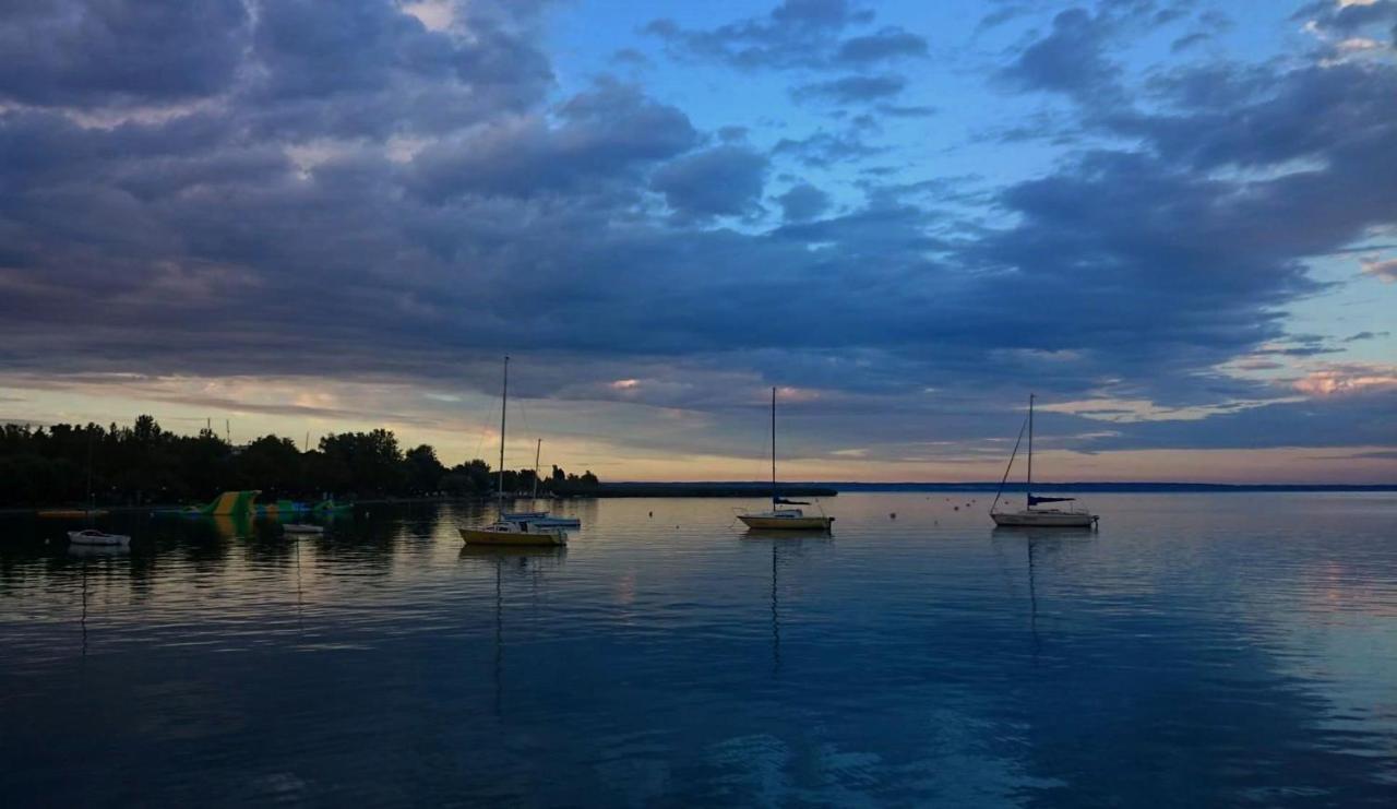 Pearl Home Balatonboglár Εξωτερικό φωτογραφία